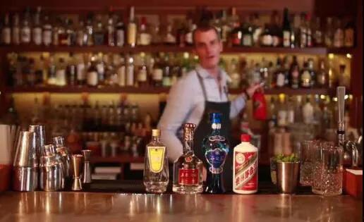 国产白酒调酒视频在线,跟随国产白酒调酒视频，解锁传统与创新融合的味蕾之旅